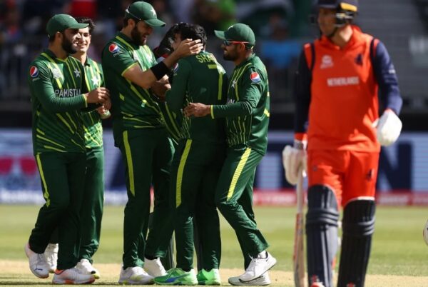 “Pak Ke Liye Khelna Hai, Pak Ki Tarah Nahi Khelna,” Fans Hilariously React To India’s Loss Vs SA - RVCJ Media