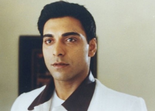 5 Popular & Renowned Celebrities Who Made Their Acting Debut With Doordarshan - RVCJ Media