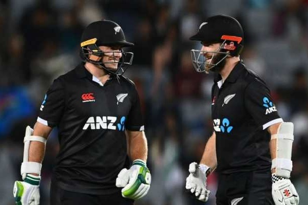 “Rehne Do Beta, Tumse Na Ho Payega,” Rishabh Pant Trolled As He Again Failed In 1st ODI Vs NZ - RVCJ Media