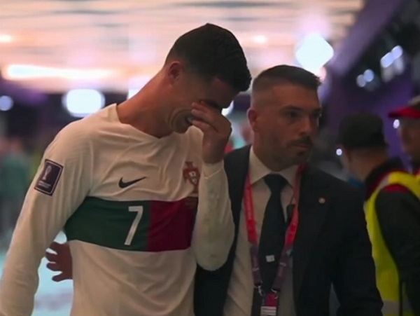 Virat Kohli Pays An Emotional Tribute To Cristiano Ronaldo After World Cup Heartbreak - RVCJ Media