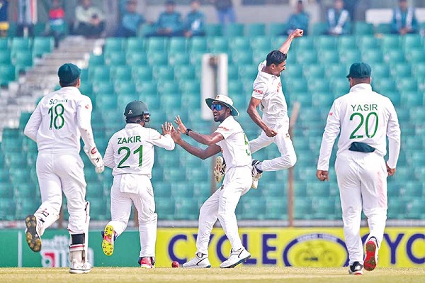 Virat Kohli Was Left Awestruck By Taijul Islam’s Bowling, His DRS Call Made Fans Unhappy - RVCJ Media