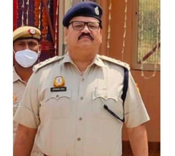 Delhi Cop Shed 46 Kgs & 12 Inches Of Waist In Just 8 Months, Read How He Made It Possible - RVCJ Media