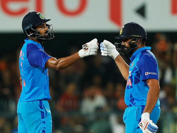 “Besharmi Ki Had Hai,” KL Rahul Roasted For His “Trying To Be Modest” Comment In Old Video - RVCJ Media