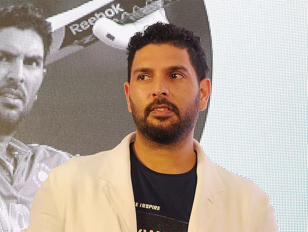 “That’s Why BCCI Never Made You Captain,” Yuvraj Trolled For Giving 10/10 To Rohit As Captain RVCJ Media