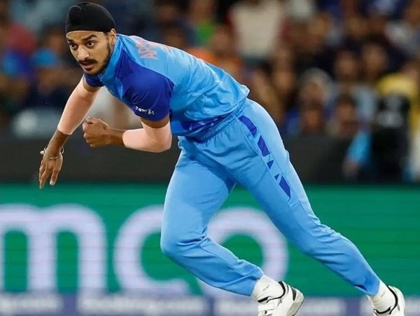 “Pichli Baar Kya Bola Tha? Aukaat?” Fans Rain Memes After Arshdeep Singh’s Comeback In 3rd T20 - RVCJ Media