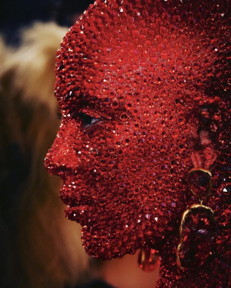 Doja Cat’s All Red Look With 30K Swaroski Crystals On Her Body Makes