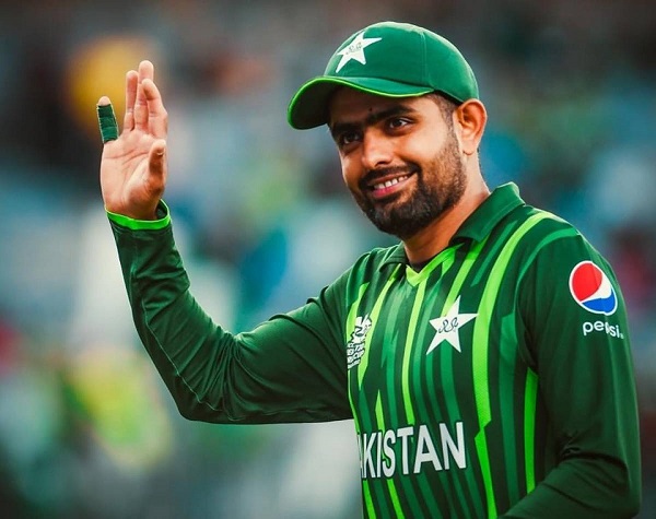 Shoaib Akhtar Predicts Babar Azam Will Score More Centuries Than Virat Kohli, Gets Trolled RVCJ Media