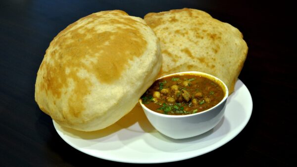 Virat Kohli’s Fan Brings His Favourite Dilli Ke Chole Bhature To Impress Him, Twitter Reacts RVCJ Media