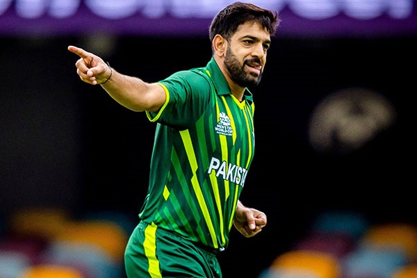 “Bas Virat Kohli Bacha Hai,” Haris Rauf’s Hilarious Conversation With Babar Azam Goes Viral - RVCJ Media