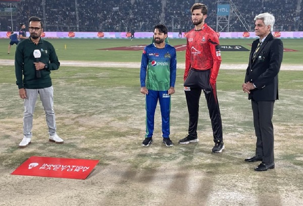 Floodlight Tower Catches Fire In PSL 2023 Coz Of Opening Ceremony Mishap, Visuals Are Scary - RVCJ Media