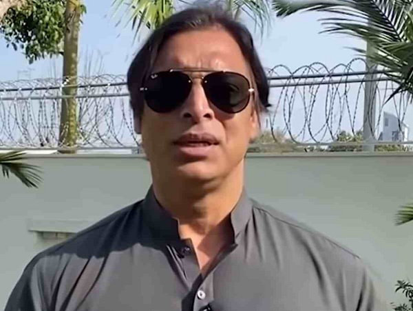 Shoaib Akhtar Predicts Babar Azam Will Score More Centuries Than Virat Kohli, Gets Trolled - RVCJ Media