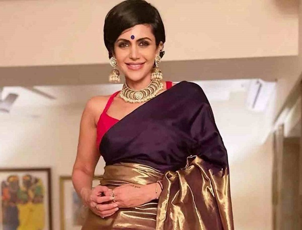 From Sanjana Ganesan To Mayanti Langer, Here Are The Most Famous Female Anchors In IPL - RVCJ Media
