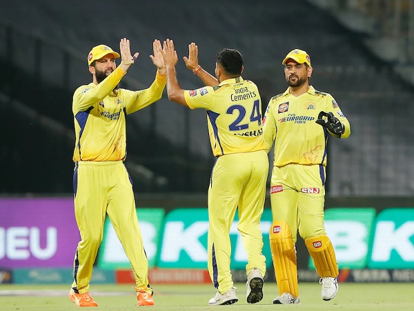“Rahane 2.0,” Twitter Floods With Hilarious Memes As Ajinkya Rahane Hits 50 In 19 Balls - RVCJ Media