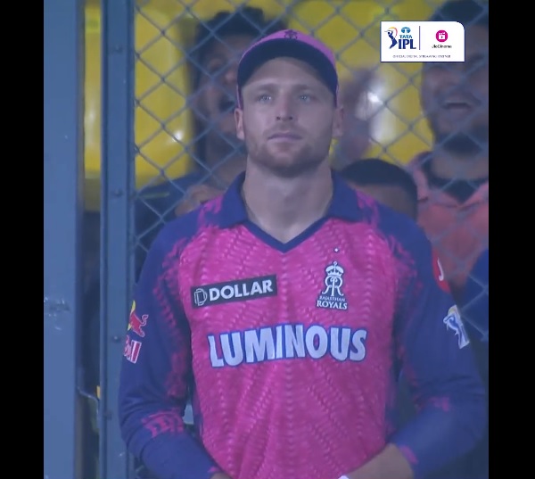 Reaction Of Jos Buttler After Ashwin Warns Shikhar Dhawan At Non-Striker’s End Goes Viral RVCJ Media