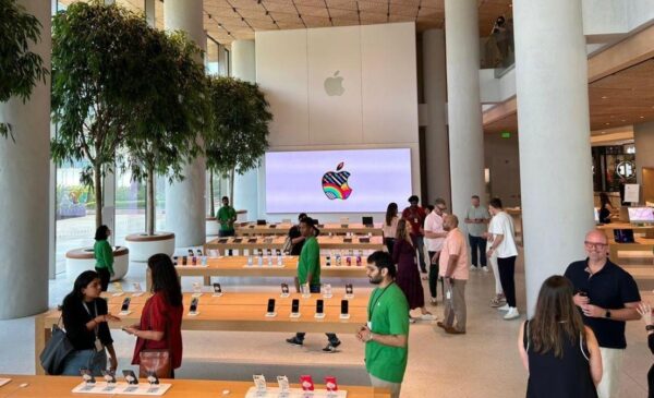 From ₹42 Lakh Monthly Rent To Many Unique Things, Here’s All You Should Know About Apple BKC RVCJ Media