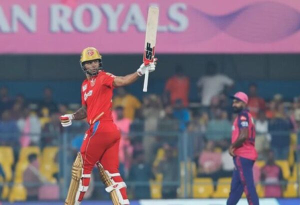 Reaction Of Jos Buttler After Ashwin Warns Shikhar Dhawan At Non-Striker’s End Goes Viral - RVCJ Media