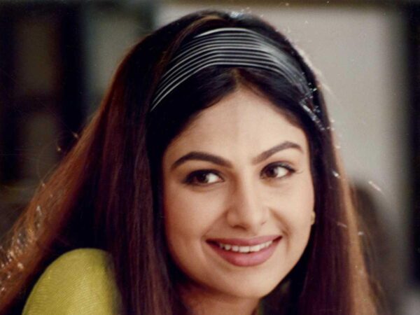 Ayesha Jhulka Reveals Why She Quit Bollywood, “Didn’t Want To Be Known Just As A Glam Girl” RVCJ Media