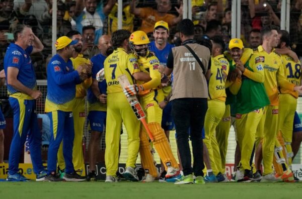 From Virat Kohli To ABD, Cricket Fraternity Lauds Jadeja & CSK On Winning IPL 5th Time RVCJ Media