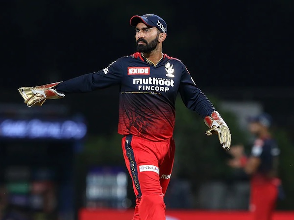 Tom Moody Feels DK Should Be Removed From RCB, Deep Dasgupta Agrees & Suggests This Player - RVCJ Media
