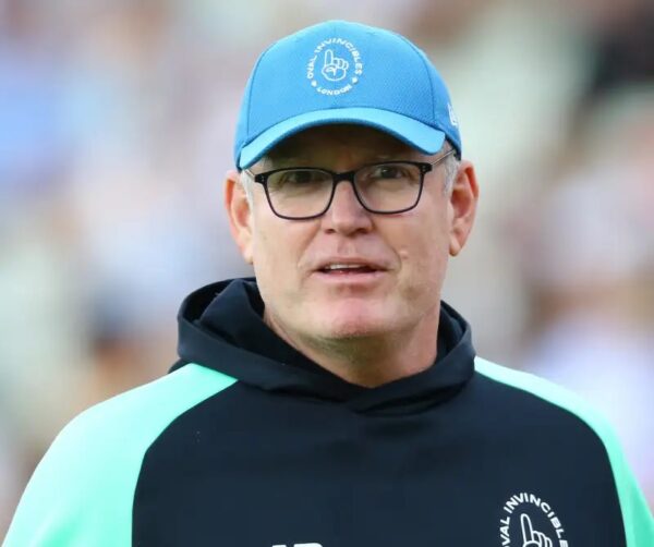 Tom Moody Feels DK Should Be Removed From RCB, Deep Dasgupta Agrees & Suggests This Player - RVCJ Media