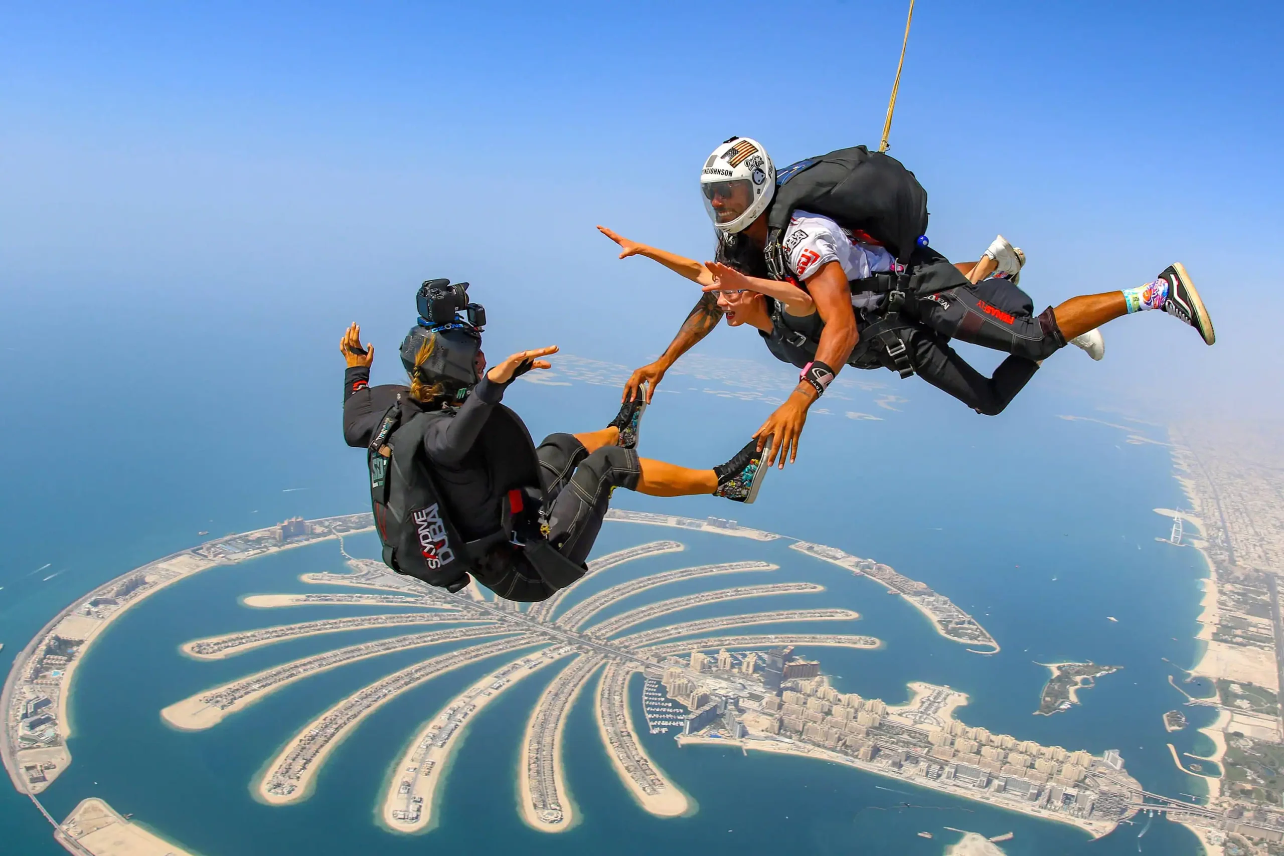 5 Best Places for Skydiving Around the World