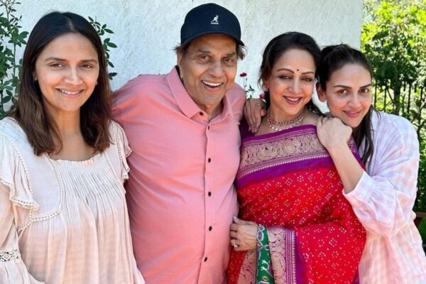 Hema Malini Reveals Dharmendra Wanted Esha Deol To Get Married At A Young Age - RVCJ Media