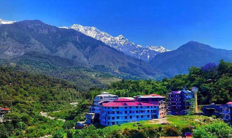 Top 10 Best Places to Visit in Himachal Pradesh, India