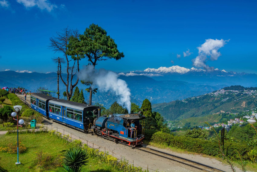 10 Scenic Train Journeys: Explore India's Landscapes by Rail