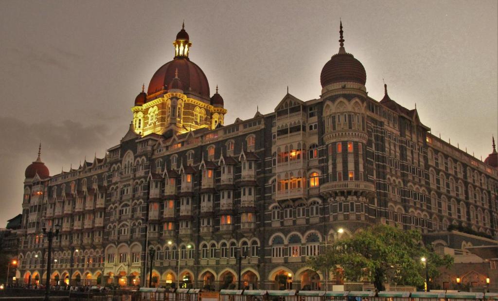 Indulging in Opulence: 7 Luxurious Resorts and Hotels in Mumbai for an Exquisite Stay