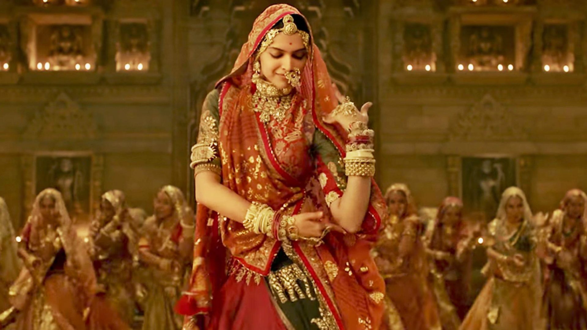 7 Iconic Bollywood Dances that Defined an Era