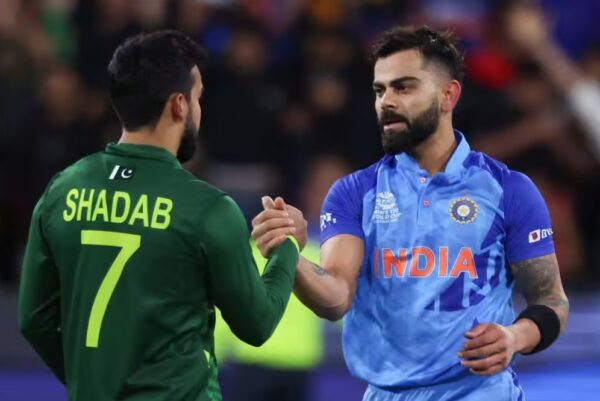 These Virat Kohli-Shadab Khan Memes Are More Entertaining Than India-Pakistan Clash RVCJ Media