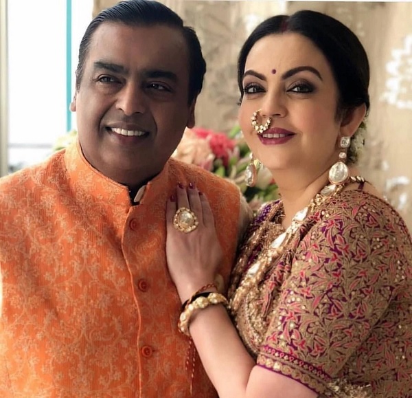 Have You Seen These Rare Pics Of Mukesh Ambani & Nita Ambani’s Wedding? - RVCJ Media