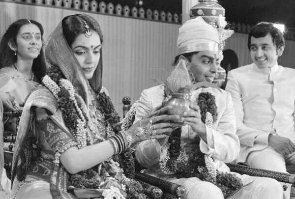 Have You Seen These Rare Pics Of Mukesh Ambani & Nita Ambani’s Wedding? RVCJ Media