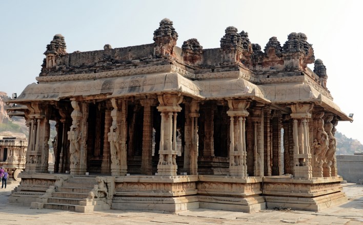 6 Best Places To Visit in Hampi