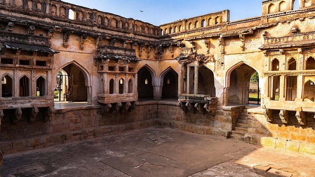 6 Best Places To Visit in Hampi