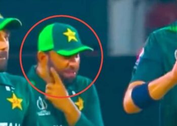 Iftikhar Ahmed Talking To ‘Nobody’ Or A ‘Ghost’ During PakVsAfg Leaves Internet Perplexed
