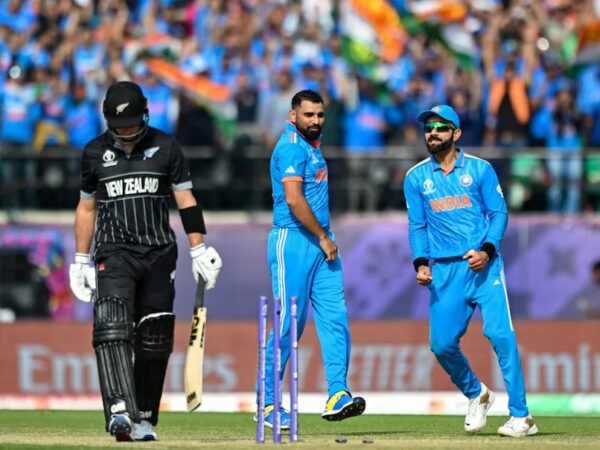“India Me To Fogg Chal Raha Hai,” Twitter Reacts As INDvsNZ Got Halted Due To Fog For Some Time RVCJ Media