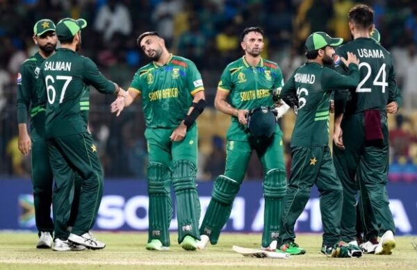 Indians Roast Pakistan With Hilarious Memes As South Africa Thrashed Pak In Thrilling Clash RVCJ Media