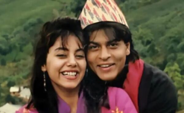 Shah Rukh Shot ‘Yeh Dil Deewana’ From ‘Pardes’ While Driving To Airport For Meeting Pregnant Gauri RVCJ Media