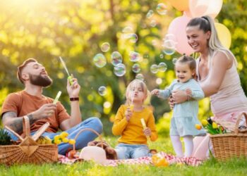 Top 10 Michigan Places to Visit for Families with Small Kids