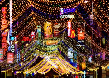 The Ultimate Shopping Spree: 6 Vibrant Markets in Bangalore