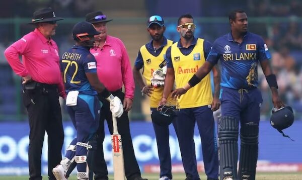 Angelo Mathews Reacts To Sri Lankan & Bangladeshi Players Not Shaking Hands After The Match - RVCJ Media