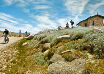 How To Climb Mount Kosciuszko | A Proper Guide For An Amazing Hike