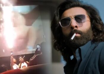Ranbir Kapoor’s Fans Burst Crackers Inside Theatres, Just Like Salman’s Fans Did For Tiger 3
