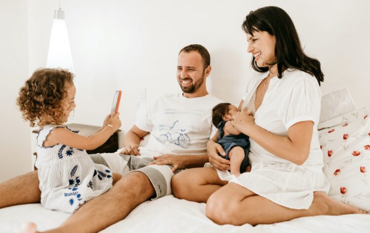 The Best Phone Tracking Apps For Parents - What To Choose? 1 The Best Phone Tracking Apps for Parents - What to Choose?