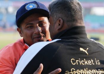Sarfaraz Khan’s Father Couldn’t Stop His Tears As Son Got Test Cap From Anil Kumble