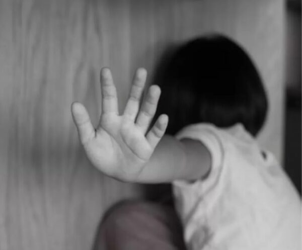 Bus Attendant Detained For Molesting 8 Students Of Class Ii Thane Based School During Picnic 2 Bus Attendant Detained For Molesting 8 Students Of Class II Thane Based School During Picnic - RVCJ Media