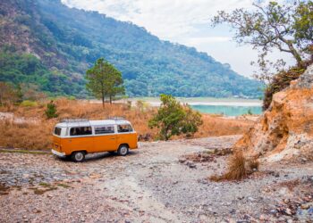 Epic Road Trips Around The World: Routes, Tips, and Stories