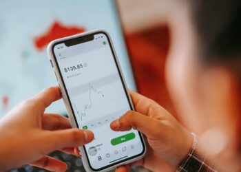 8 Best Stocks Trading Apps in India