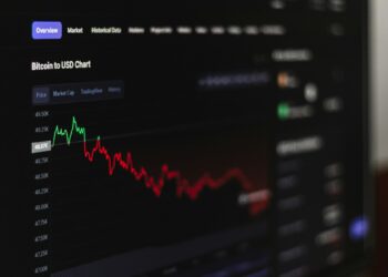 Breaking Barriers: How Crypto Investment Networks Are Bridging Gaps